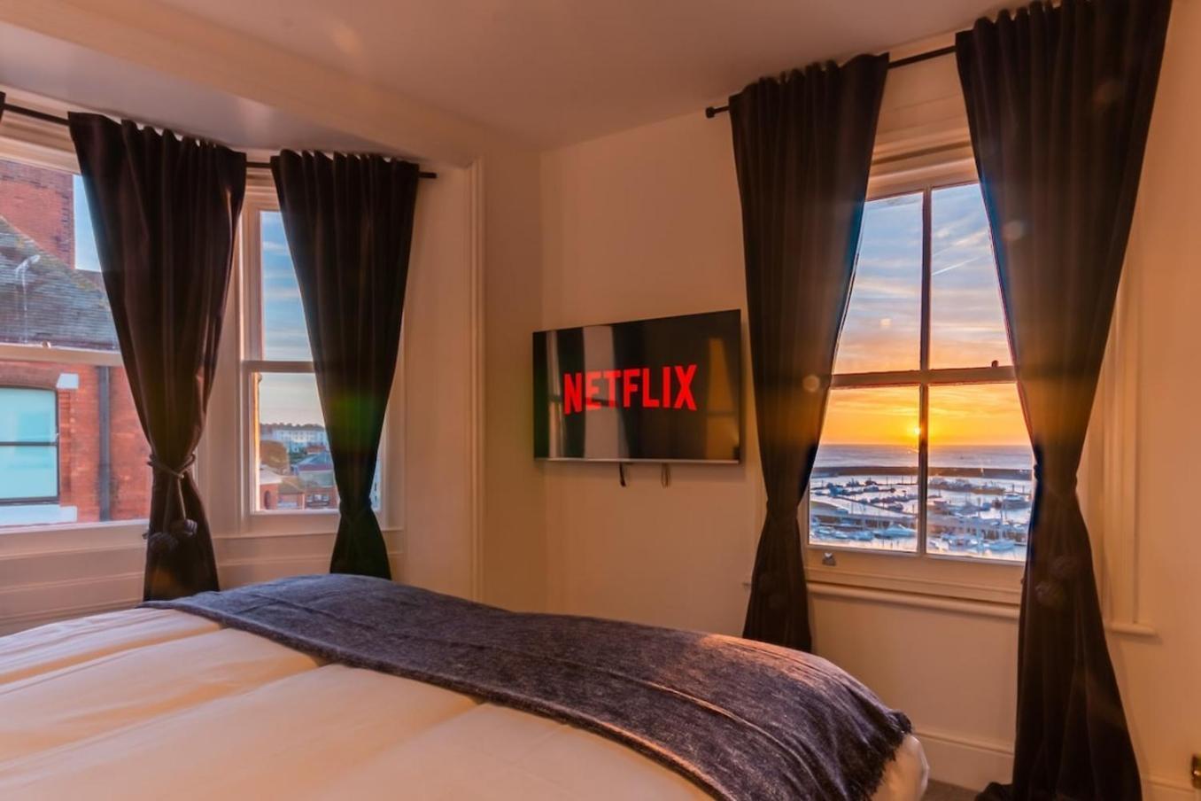 Luxury Harbour View By Adliv Apartment Ramsgate